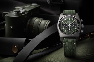 Обои на рабочий стол: Swiss Luxury Watches, Zenith, Zenith Chronomaster Revival Safari, зенит, швейцарские наручные часы класса люкс