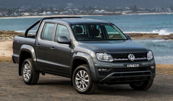 Обои на рабочий стол: 2017, Amarok, Core Plus, Double Cab, Volkswagen, берег, пикап