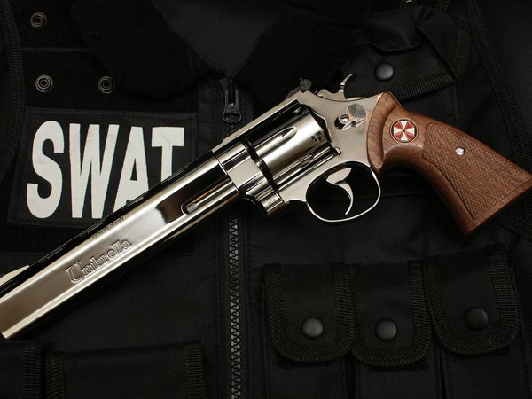 swat, umbrella, револьвер