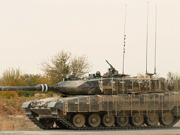leopard 2a6, защита, танк, трава