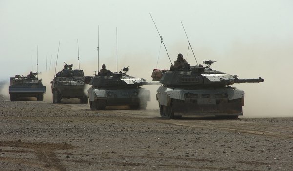 Обои на рабочий стол: leopard 1, война, германия, конвой, танк, техника