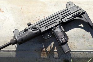 Обои на рабочий стол: UZI Model A, израиль, оружие, фон