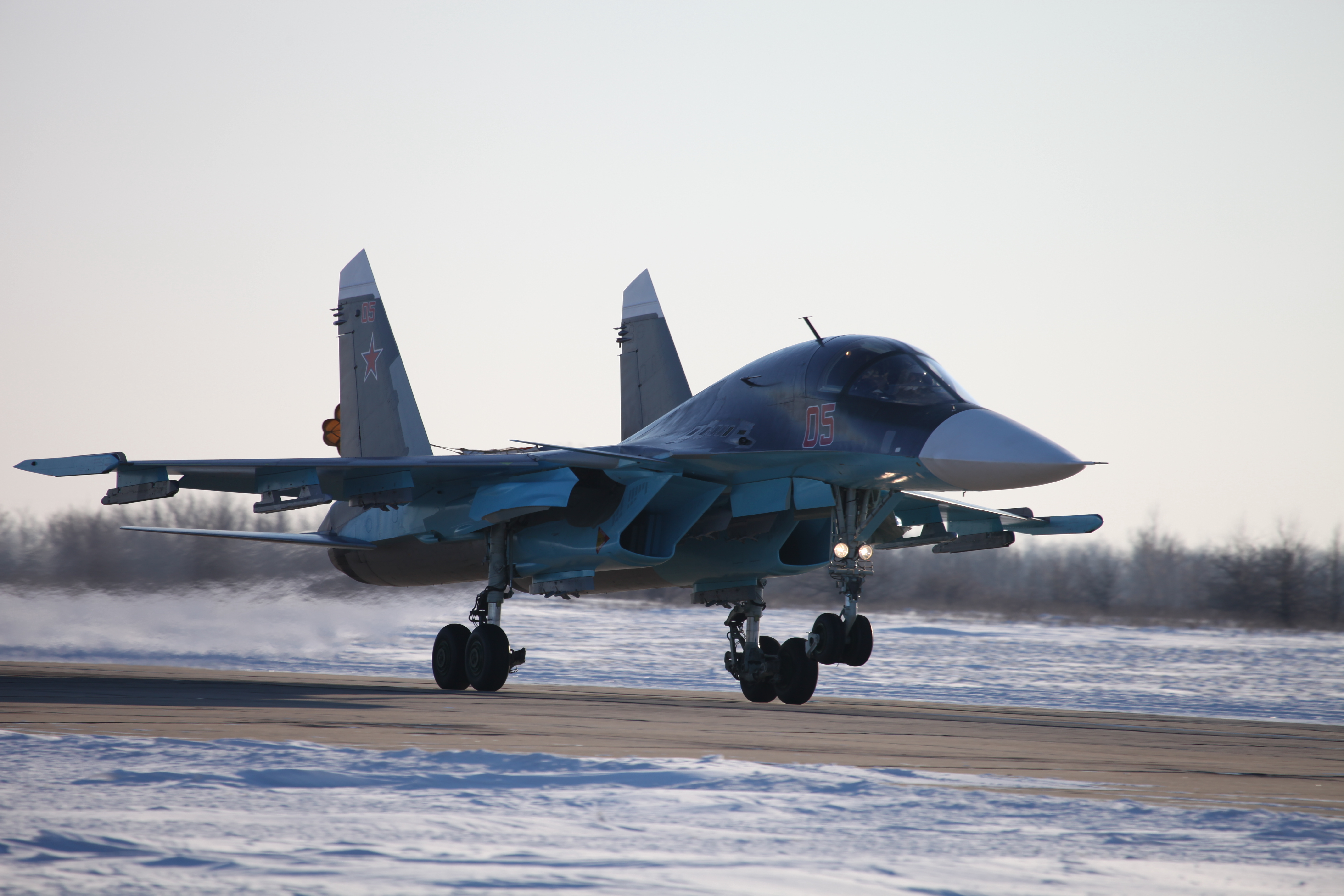 российский истребитель Су-34 бесплатно