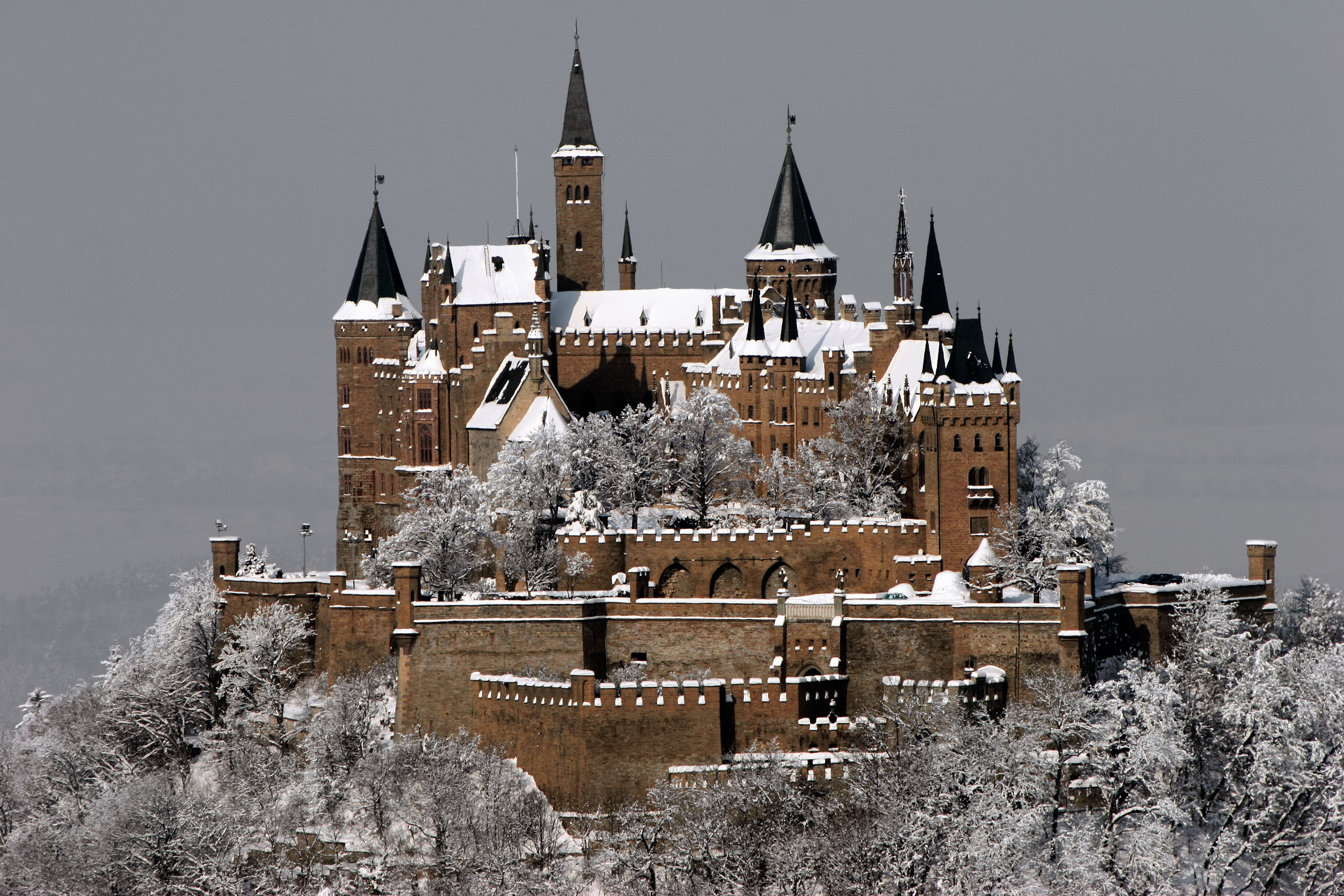 замок красный зима бесплатно