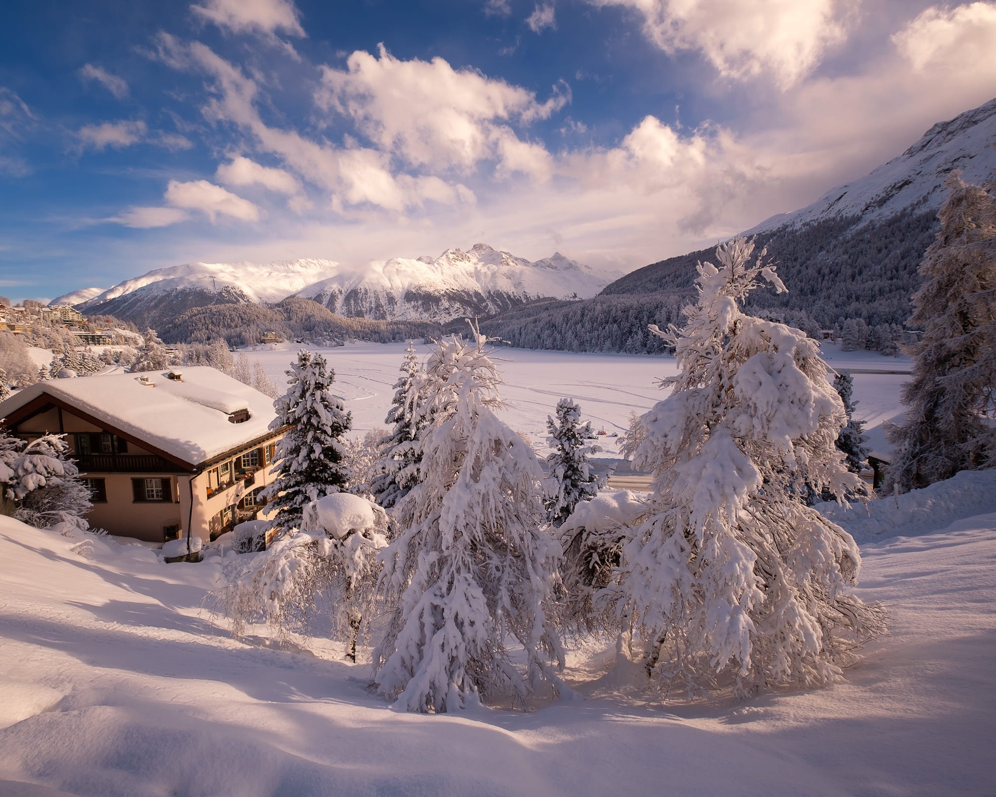 горы, деревья, дом, ели, зима, коттедж, леса, пейзаж, природа, Санкт-Мориц, снег, швейцария