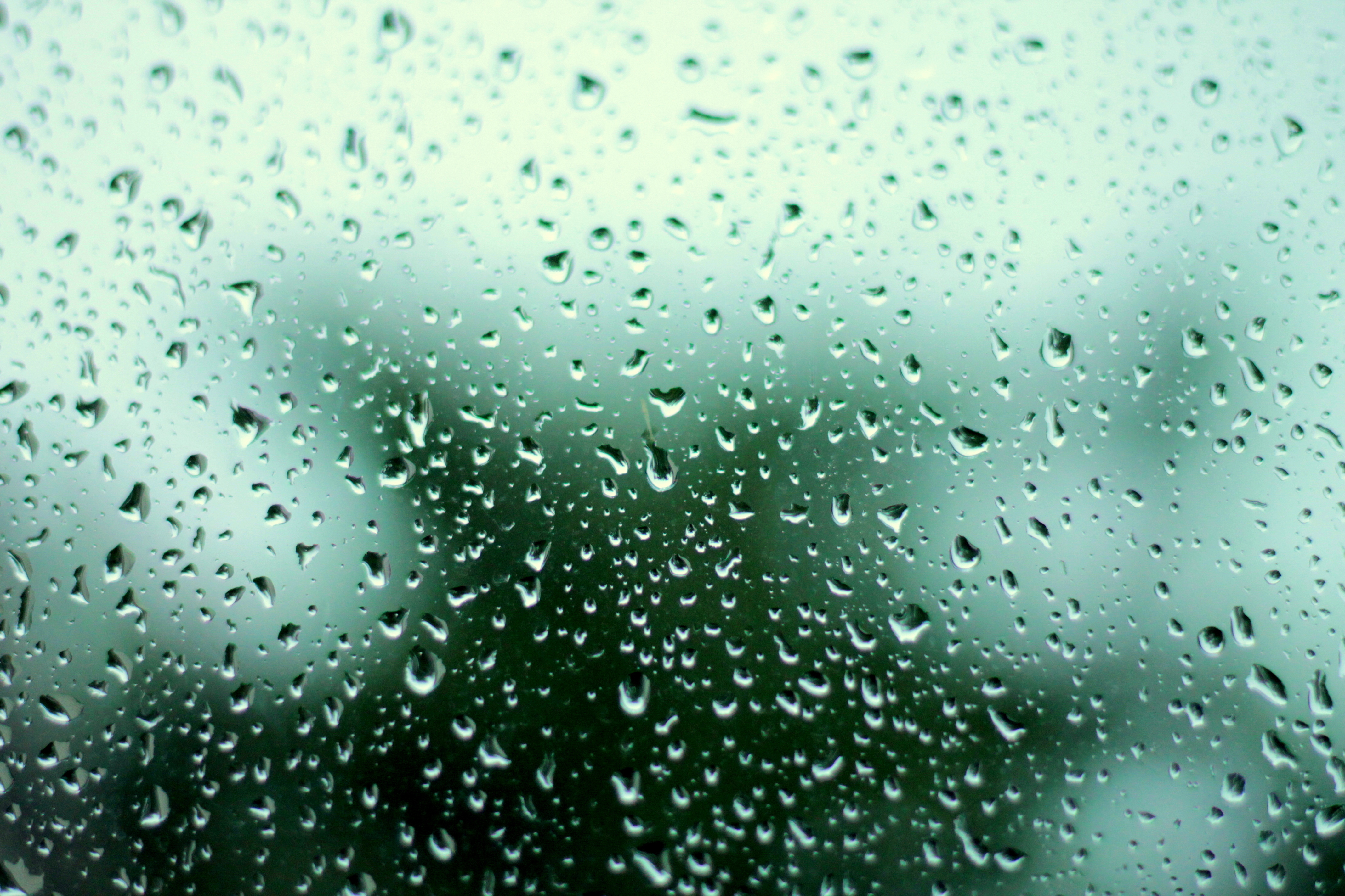 Org rain. Капли на стекле. Капли дождя. Обои дождь. Капли дождя на стекле.