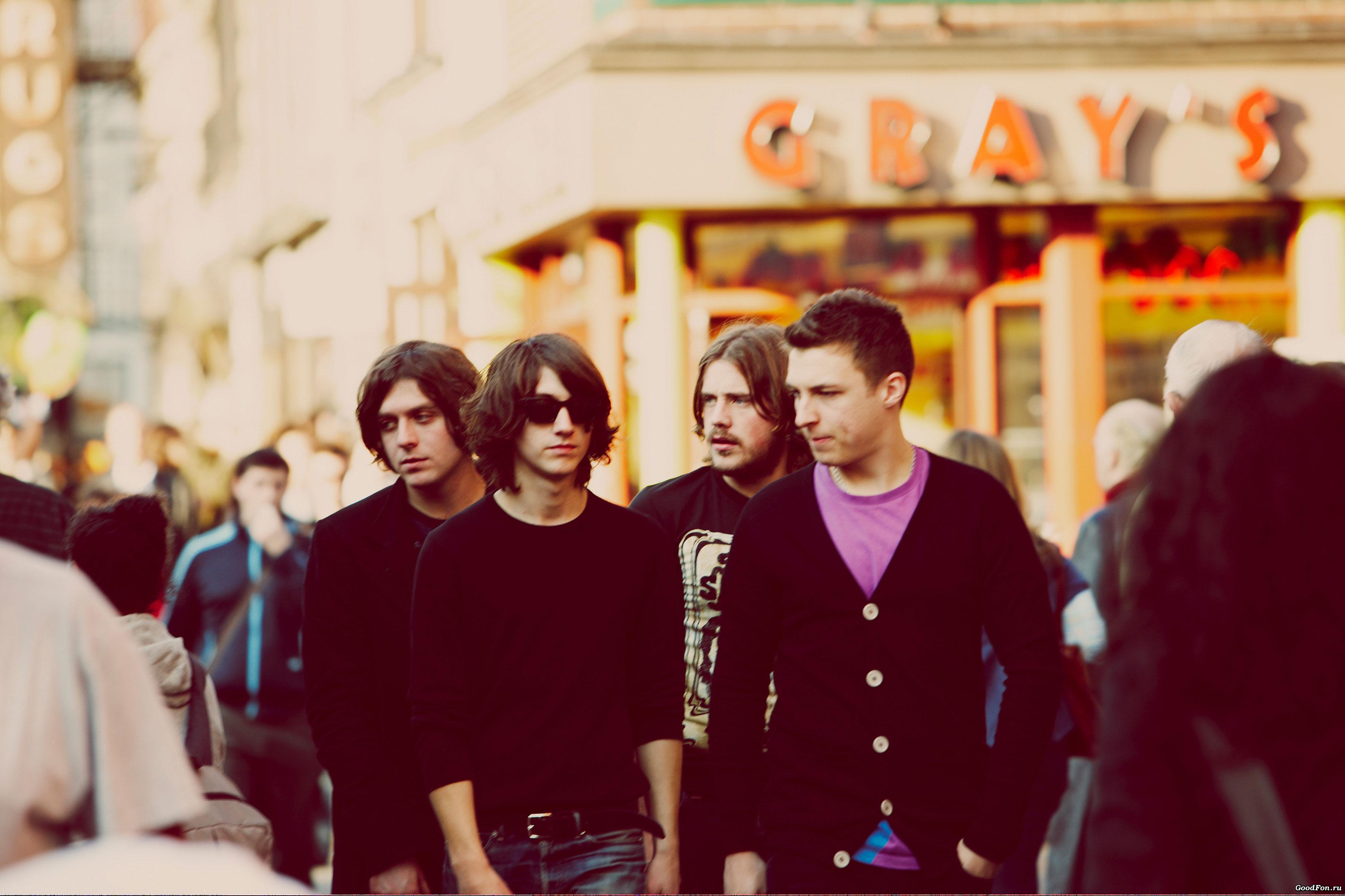 Arctic monkey's. Алекс Арктик манкис. Arctic Monkeys Humbug era. 505 Arctic Monkeys. Arctic Monkeys 